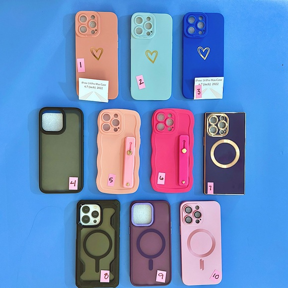 *NWT* iPhone 14 Pro Max Cases Bundle Sale! - Picture 1 of 1